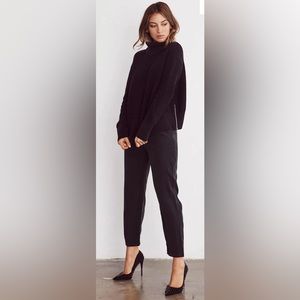 VETTA The Everyday Pant Black High-Waisted Cropped Ankle Trousers